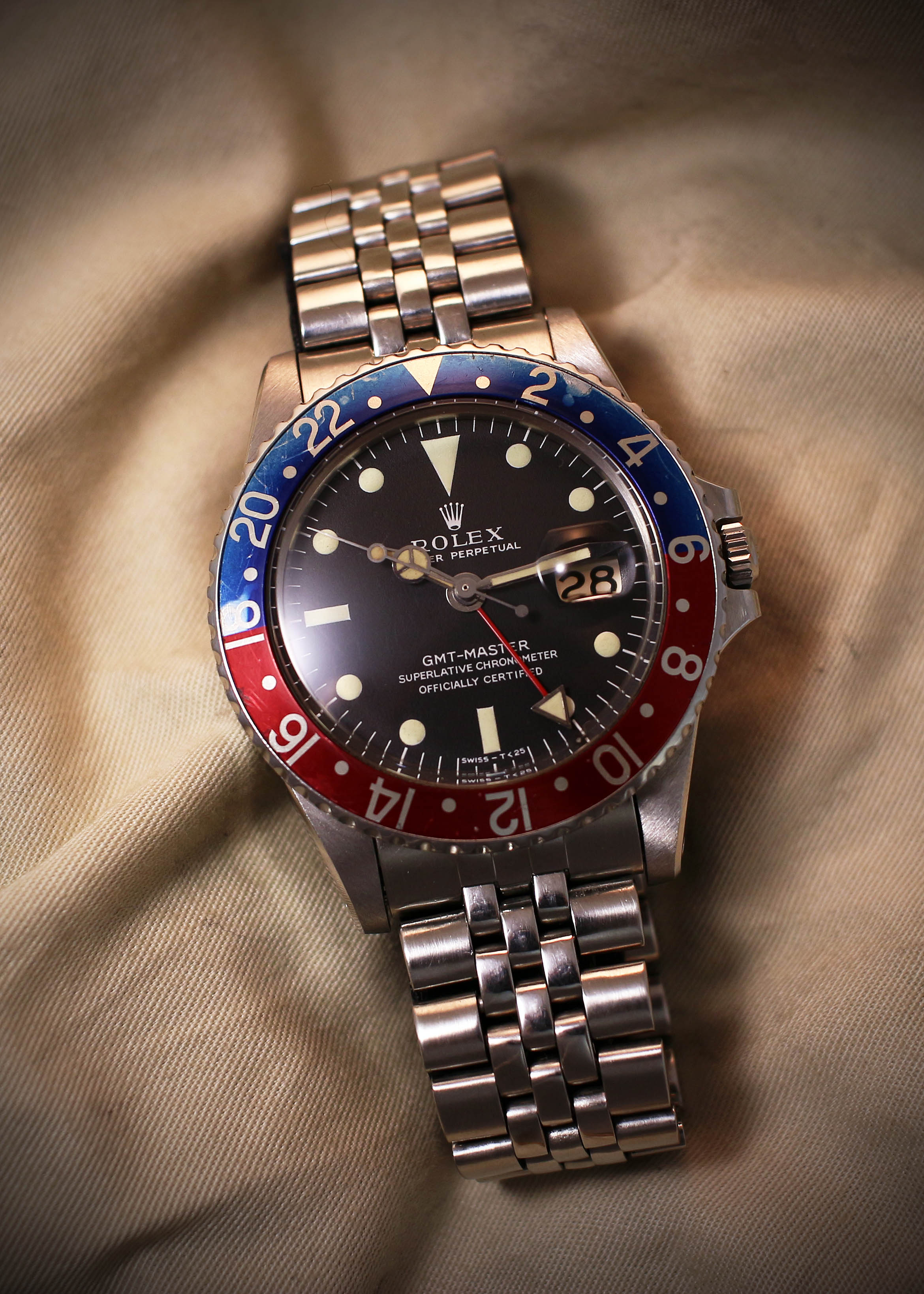 入荷情報2275 ROLEX GMT-MASTER REF.1675 with Long-E Dial '67